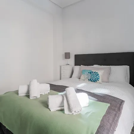 Enjoy Valencia: Deluxe With Terrace