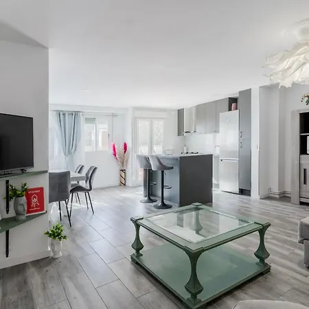 Apartment Enjoy Valencia: Deluxe With Terrace