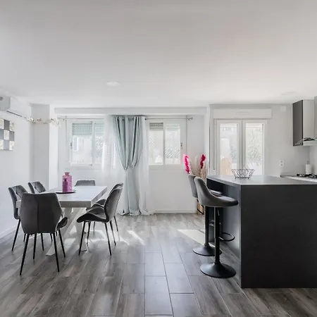 Enjoy Valencia: Deluxe With Terrace アパート *