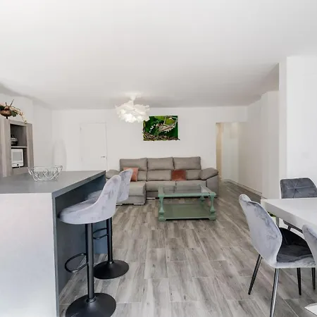 Enjoy Valencia: Deluxe With Terrace アパート