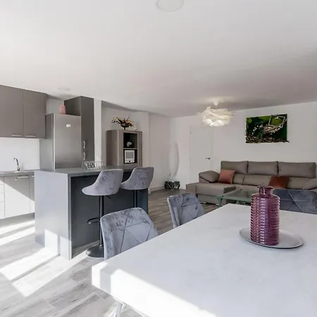 Enjoy Valencia: Deluxe With Terrace アパート バレンシア