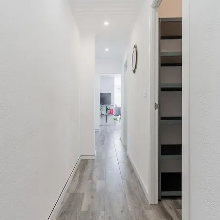 Apartment Enjoy Valencia: Deluxe With Terrace Valencia